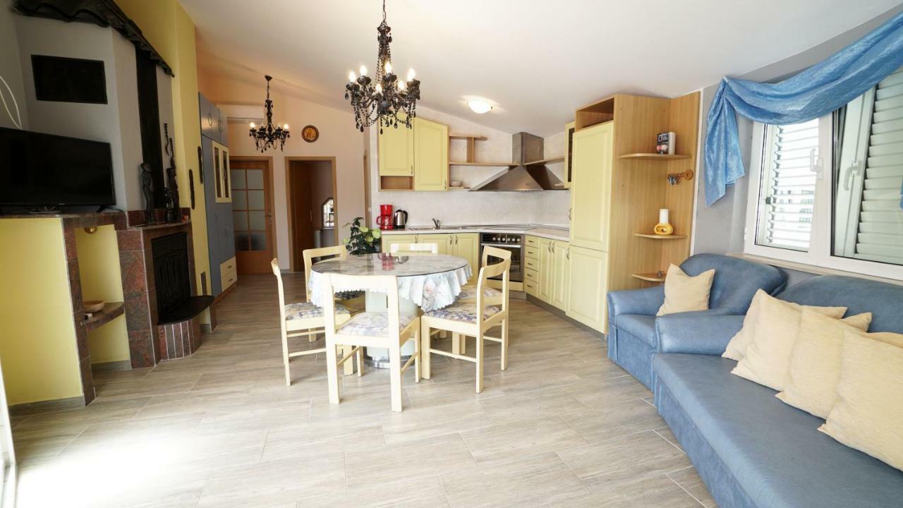 Villa Lulic Вир Экстерьер фото